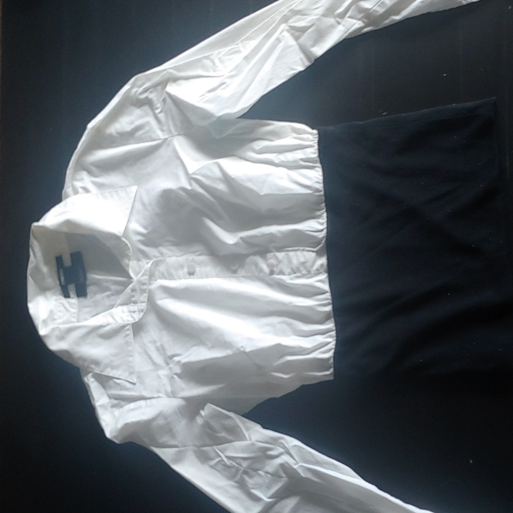 White ong sleeve blouse with black stretch waistline